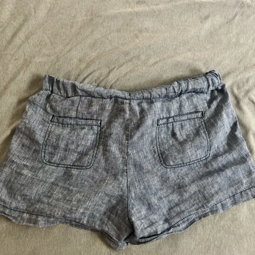 COMFY SHORTS FOR SALE!! ๐ธ๐ธ๐ธ - Picture 2 of 2